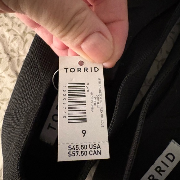 Torrid Black Flats Minimalist Slip-On Shoes - Picture 3 of 3